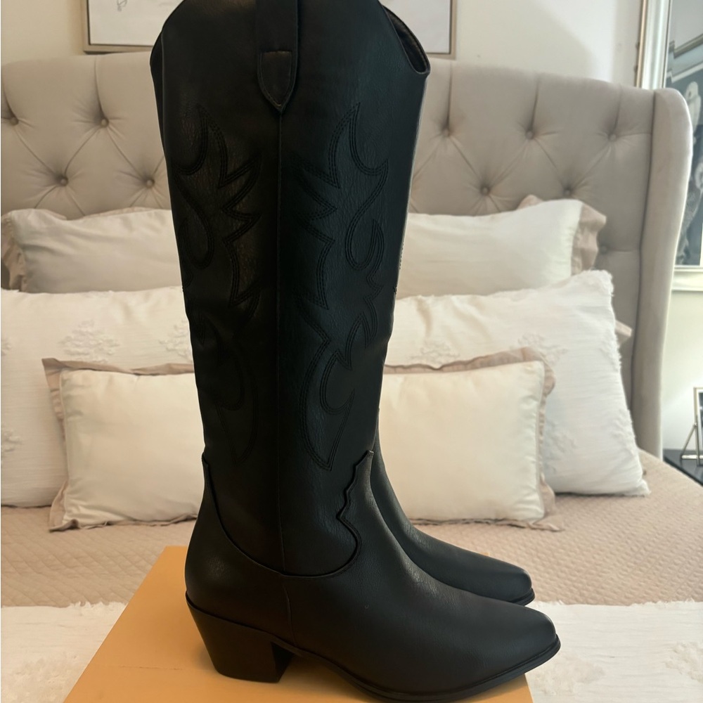 NWT ⭐️ Billini Urson Cowboy Boots Size 10 🤠